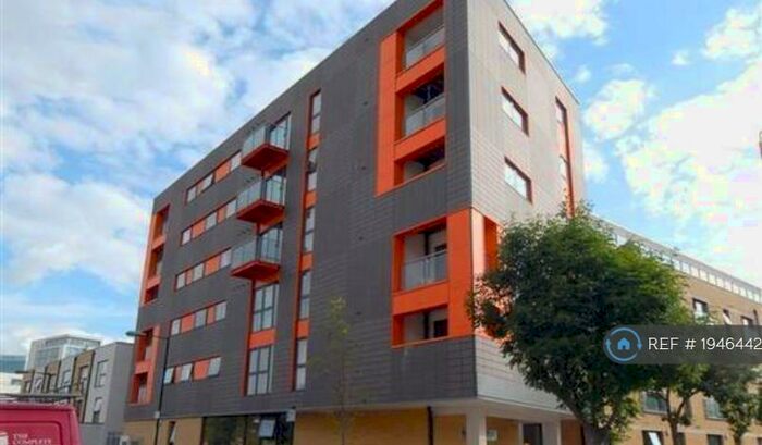 1 Bedroom Flat To Rent In Parkview Court, London, E3
