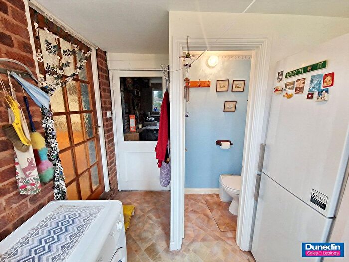 3 Bedroom Semi-Detached House For Sale In Wellman Croft, Selly Oak, Birmingham, B29