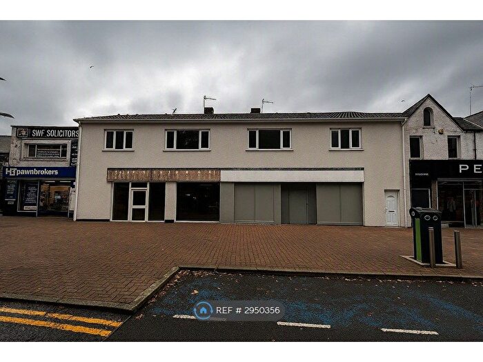 2 Bedroom Flat To Rent In Bletchley, Milton Keynes, MK2
