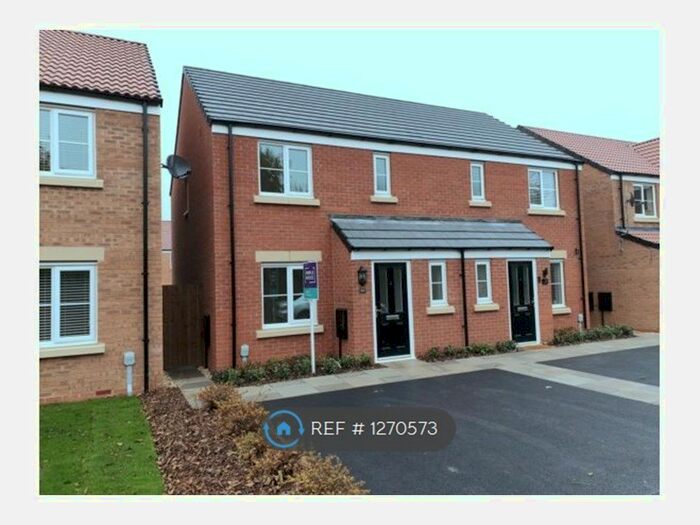 3 Bedroom Semi-Detached House To Rent In Morgana Road, Mansfield NG19