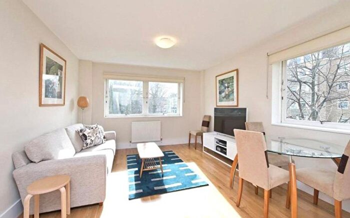 2 Bedroom Apartment To Rent In Cosway Street, Marylebone, London, NW1
