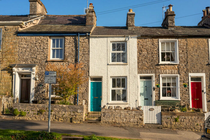2 Bedroom Terraced House To Rent In Greenside, Kendal, LA9