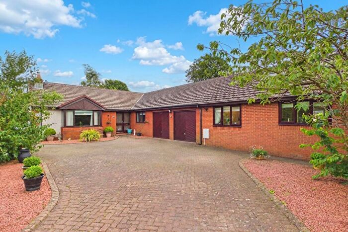5 Bedroom Detached Bungalow For Sale In Aldby Grove, Cleator Moor, CA25
