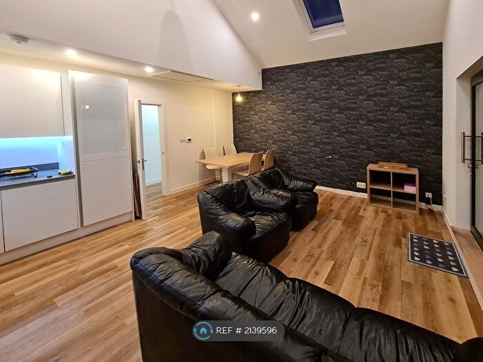 2 Bedroom Flat To Rent In Mill End Road, Cambridge, CB1