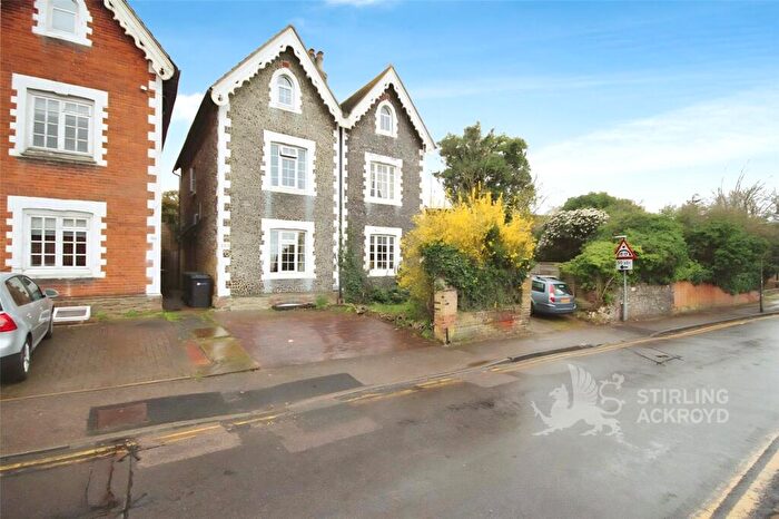 6 Bedroom Semi Detached House To Rent In Nightingale Road, Guildford, Surrey, GU1