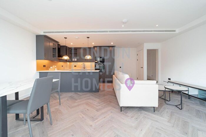 2 Bedroom Apartment To Rent In Merino Gardens, London, E1W