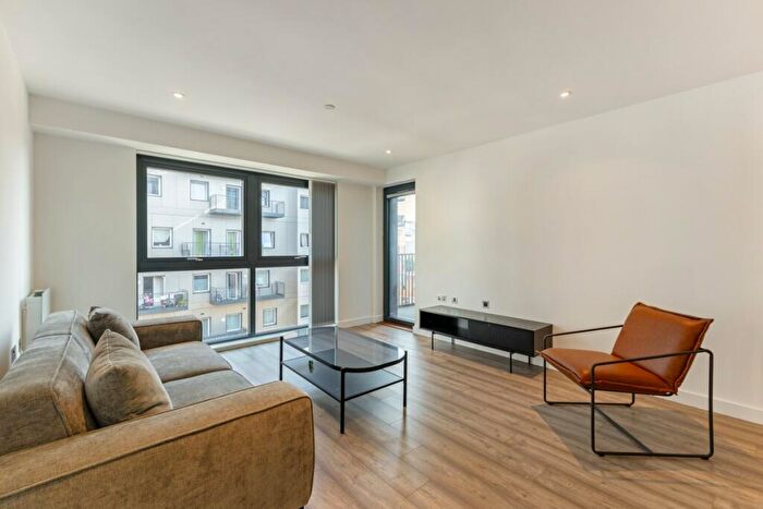 2 Bedroom Apartment To Rent In Herschel Street Slough, SL1
