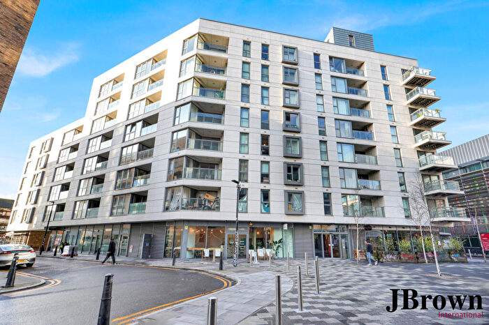 1 Bedroom Apartment For Sale In Cygnet Street, Shoreditch High Street, E1