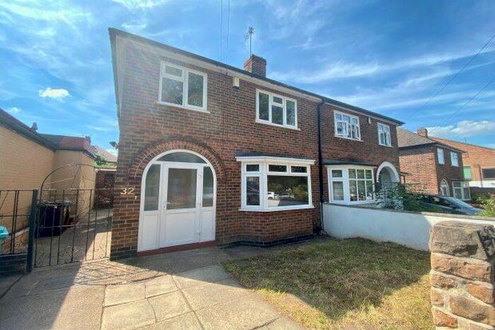 3 Bedroom Property To Rent In Dakeyne Street, Nottingham, NG3