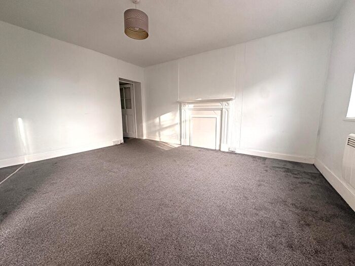 2 Bedroom Flat To Rent In High Street, March, March, PE15