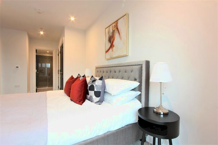 2 Bedroom Flat To Rent In Bogart House, Filmworks Walk, London, W5