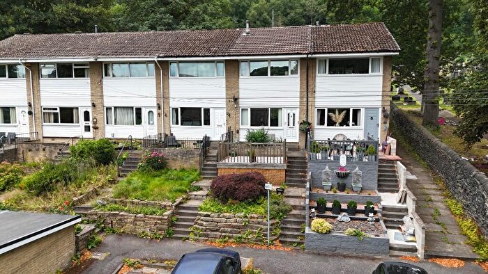 2 Bedroom Terraced House To Rent In Meltham Road, Huddersfield, West Yorkshire, HD4