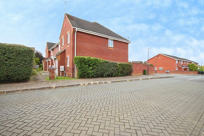 3 Bedroom End Of Terrace House For Sale In Desdemona Avenue, Heathcote, Warwick, CV34