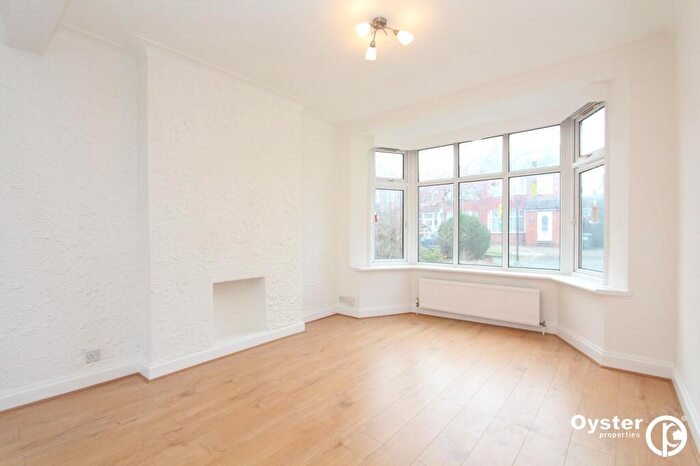 3 Bedroom Semi-Detached House To Rent In Bush Grove, Stanmore, HA7