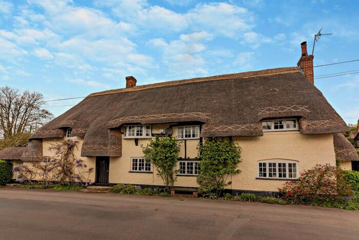 4 Bedroom Detached House For Sale In Fullerton Road, Wherwell, Andover, Hampshire, SP11