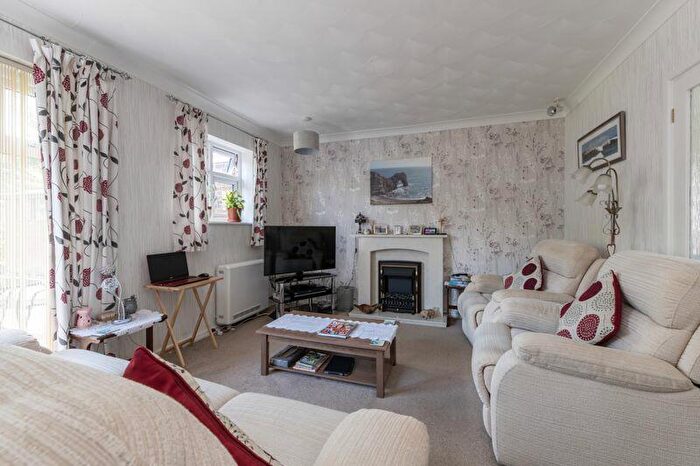 3 Bedroom Detached House For Sale In Milton Road, Milborne St Andrew, DT11