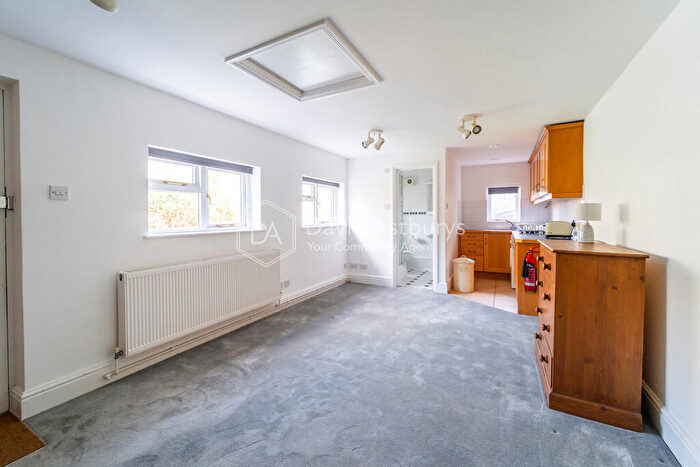 Studio To Rent In Hillfield Avenue, Crouch End, London, N8
