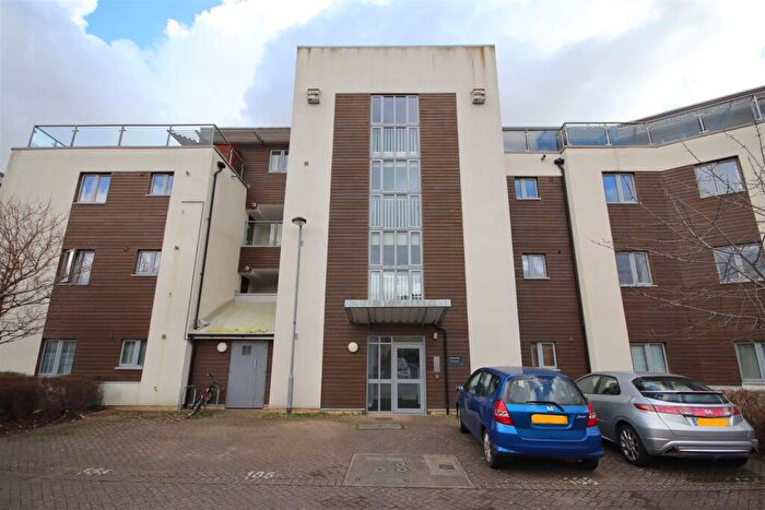 1 Bedroom Flat To Rent In Chieftain Way, Cambridge, CB4