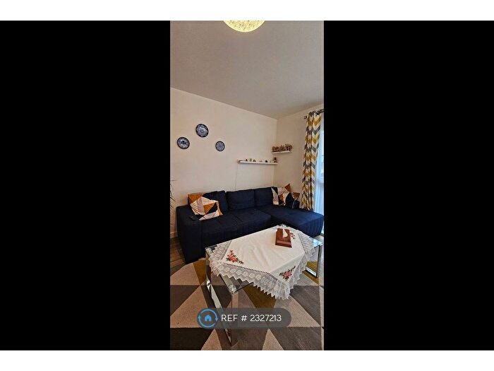 1 Bedroom Flat To Rent In Halley House, London, NW9