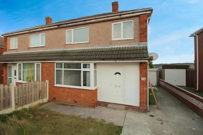 3 Bedroom Semi-Detached House To Rent In Coniston Avenue, Huddersfield, West Yorkshire, HD5