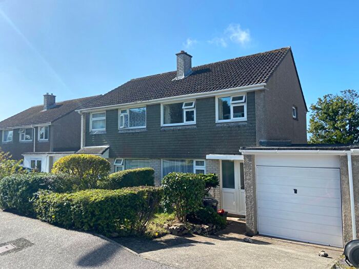 3 Bedroom Semi-Detached House To Rent In Penarrow Close, Falmouth, TR11