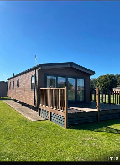 2 Bedroom Lodge For Sale In Danes View Park, Bridlington Links Estate, Flamborough Road, YO15