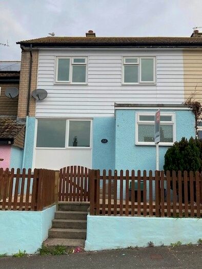 3 Bedroom Terraced House To Rent In Kingsway, Teignmouth, TQ14