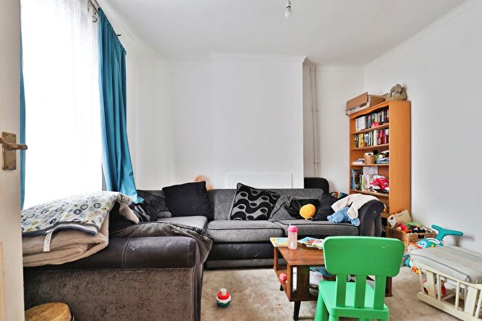 3 Bedroom Terraced House For Sale In Victoria Place, Bournemouth, BH1