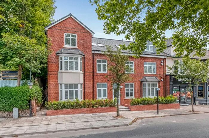 2 Bedroom Flat For Sale In Bridge House, High Street, Kings Heath, B14