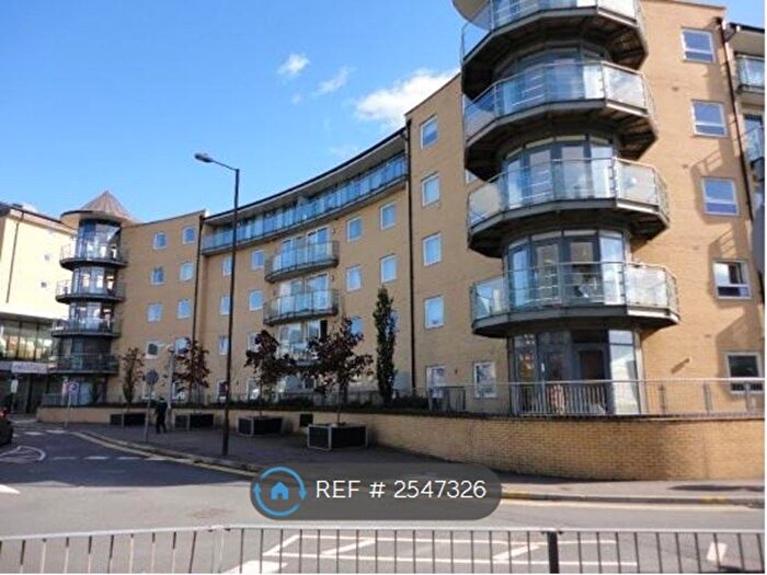 2 Bedroom Flat To Rent In Berberis House, Feltham, TW13