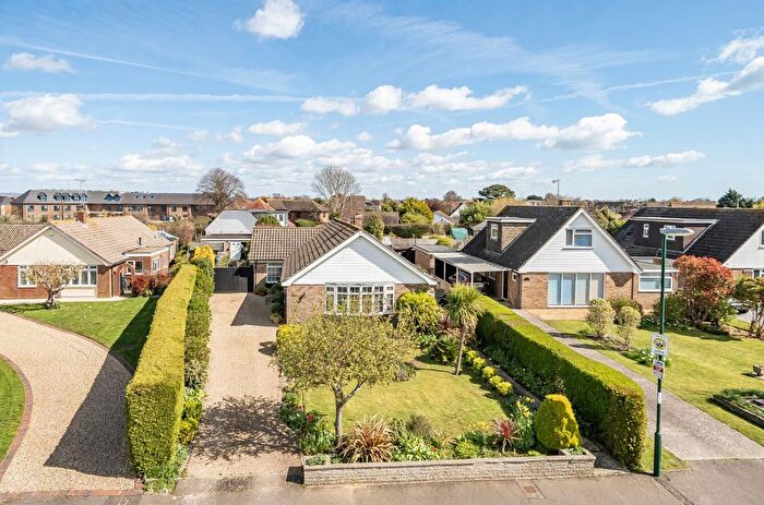 3 Bedroom Detached Bungalow For Sale In Downlands Close, Nyetimber, PO21