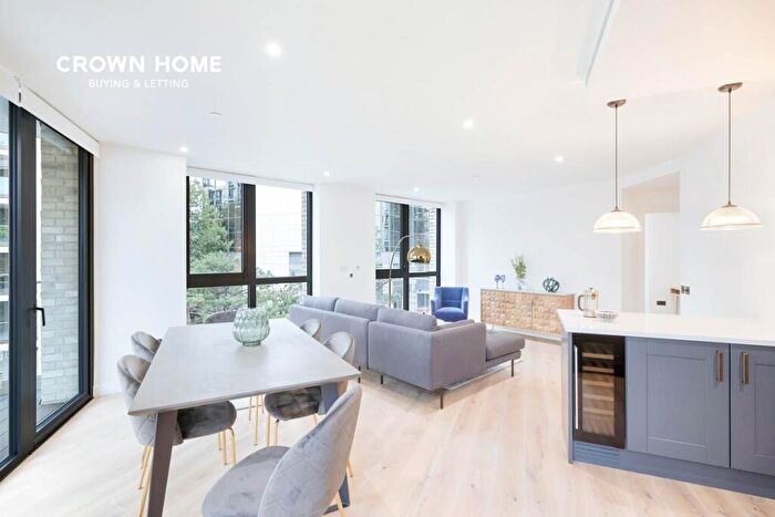 2 Bedroom Apartment To Rent In Emery Wharf, Emery Way, E1W