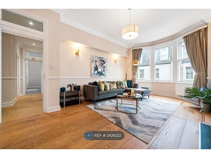 3 Bedroom Flat To Rent In Berkeley Street, London, W1J