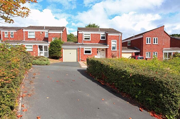 3 Bedroom Link Detached House For Sale In Langholm Green, Madeley, TF7