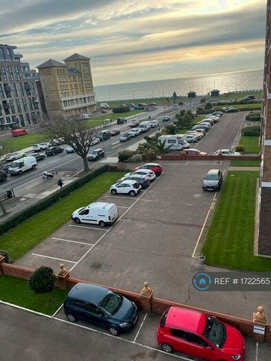 2 Bedroom Flat To Rent In Victoria Court, Hove, BN3