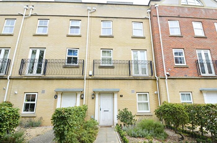 3 Bedroom Town House To Rent In Phillipa Flowerday Plain, Norwich, NR2
