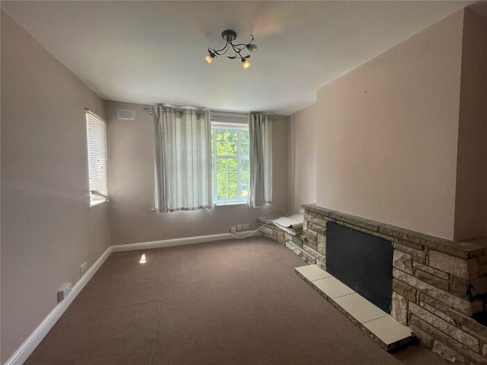 2 Bedroom Apartment To Rent In Woodcock Hill, Kenton, Harrow, Middlesex, HA3