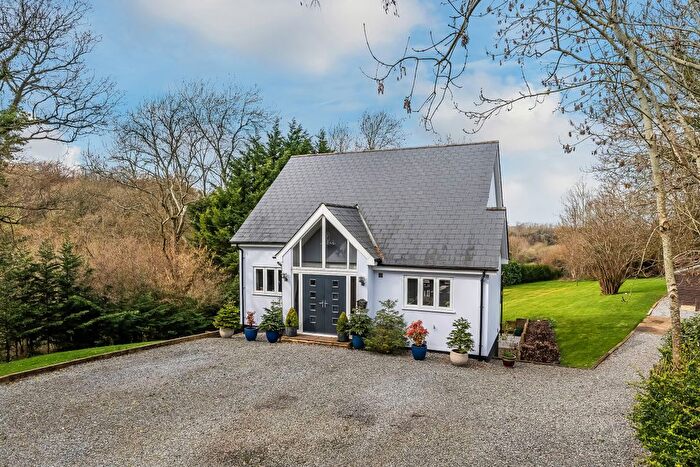 4 Bedroom Detached House For Sale In Moonrakers Birdhouse Lane, Downe, Orpington, Kent, BR6