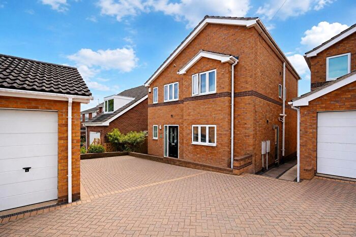 4 Bedroom Detached House For Sale In Gedling Road, Arnold, Nottingham, NG5
