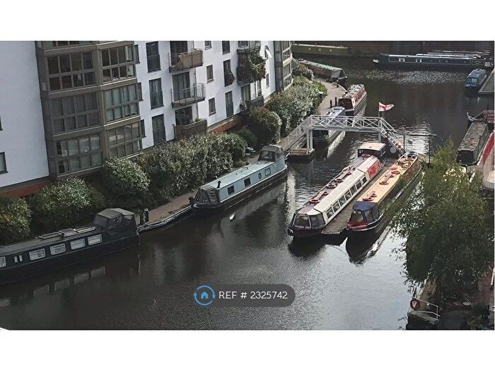 2 Bedroom Flat To Rent In The Glasshouse, Birmingham, B16