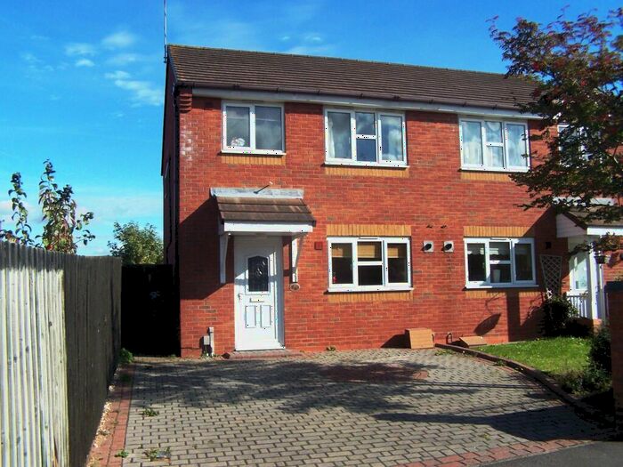 2 Bedroom Property To Rent In Victoria Road, Mancetter, Atherstone, CV9