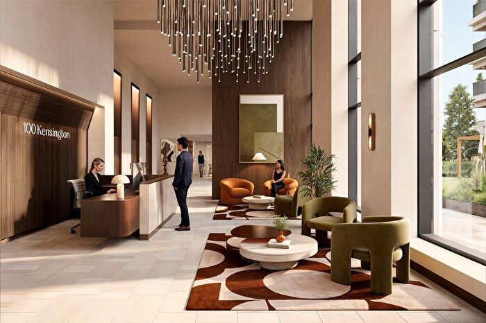 2 Bedroom Flat For Sale In Kensington, West Cromwell Road, London, W14