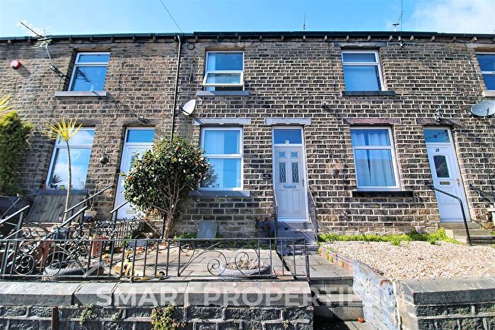 2 Bedroom Terraced House To Rent In Broomfield Road, Marsh, HD1