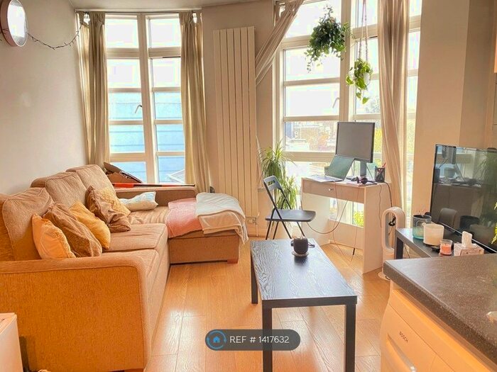 1 Bedroom Flat To Rent In Bedford Hill, London, SW12