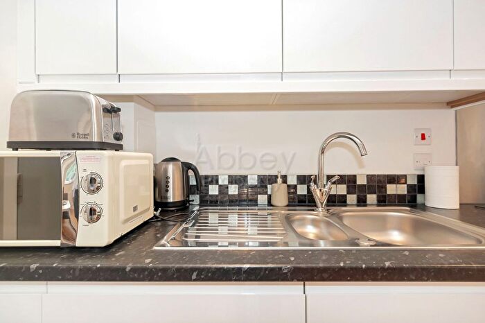 1 Bedroom Flat To Rent In Napier Road, Luton, LU1