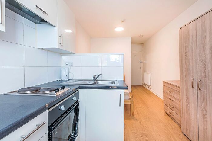 Studio To Rent In Fitzjohns Avenue, London, NW3