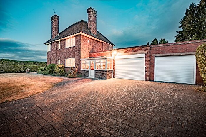 4 Bedroom Detached House For Sale In Olive Grove, Stourport-On-Severn, DY13