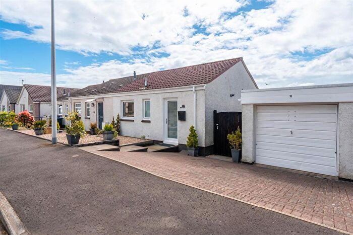 1 Bedroom Property For Sale In Fairhill Drive, Perth, PH1