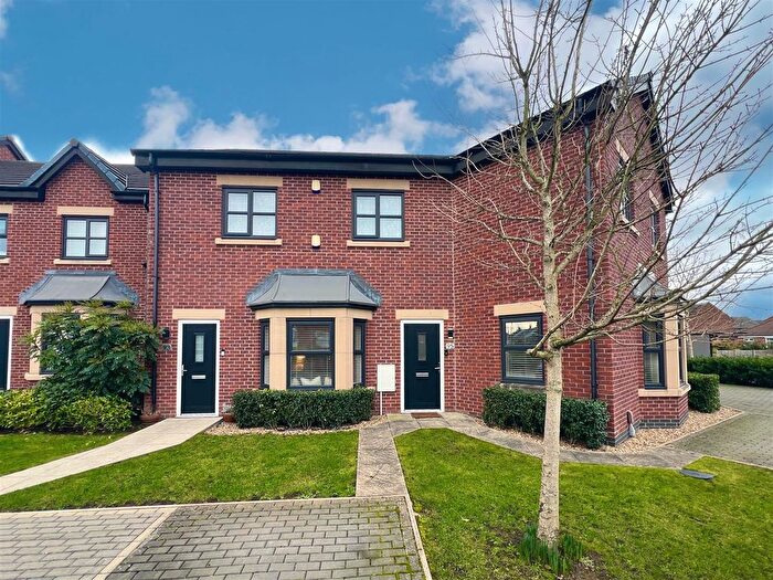 2 Bedroom Maisonette For Sale In Gratrix Lane, Sale, M33