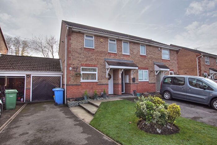 2 Bedroom Semi-Detached House For Sale In Shorwell Close, Great Sankey, Warrington, WA5